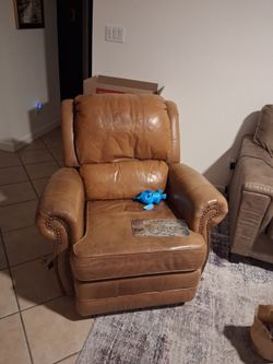 MOVING SALE NEED GONE ASAP!!!