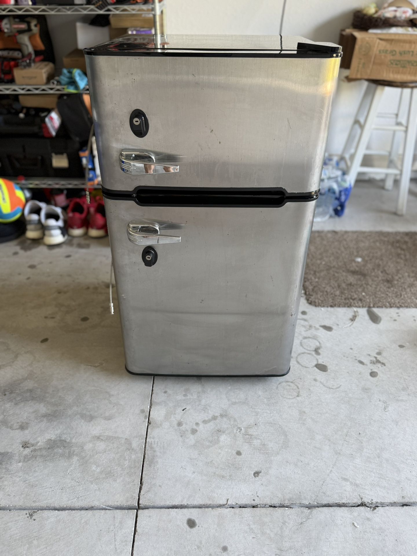 Mini Fridge