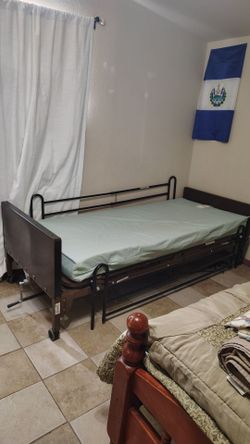 Cama semi electrica en muy buenas condiciones 36  X 80