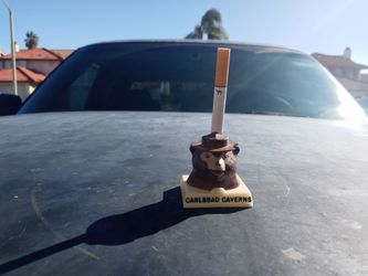 Magnetic dashboard mount Smokey Bear snuffit