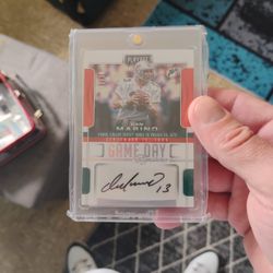 Dan Marino Auto 