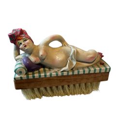 vintage or reproduction Marx "Bathing Beauty" vanity brush or figure