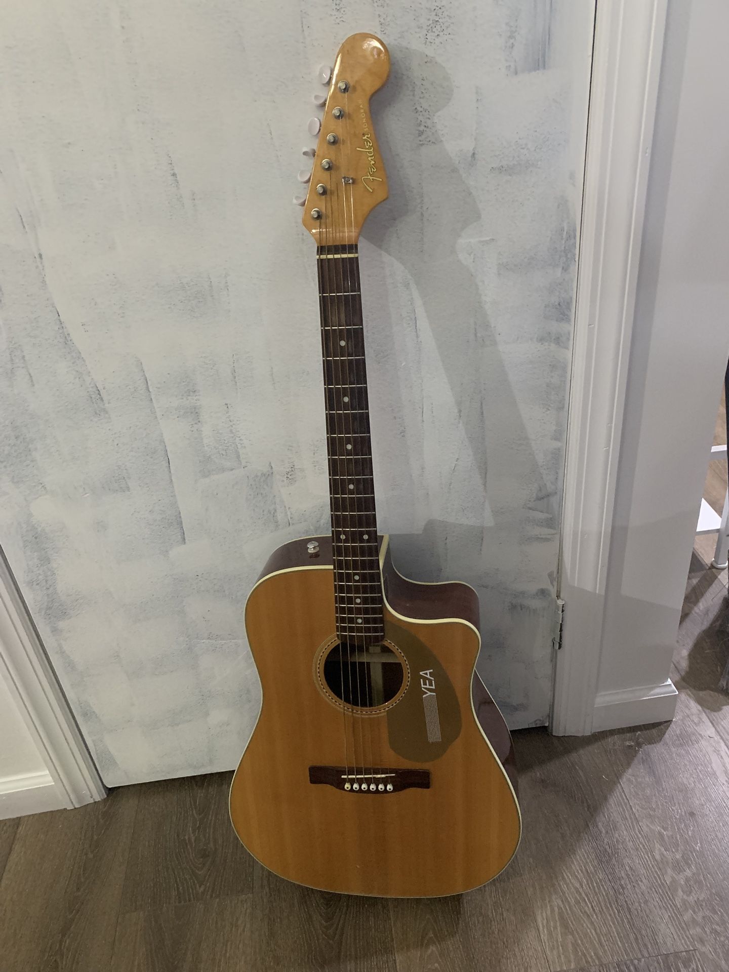 Fender California Series Acoustic/Electric Guitar