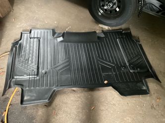Ram 1500 crew cab rear floor liner excellent condition