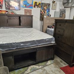 Brown King Bed With Chest Of Drawers 