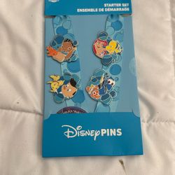 Disney Pens, Little Mermaid Starter Set Includes A Lanyard And Four Pins New