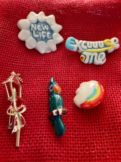 Very cute brooches and rosary