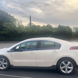 2014 CHEVY VOLT HYBRID***
