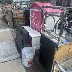 Free Curbside Large Brown Dresser 