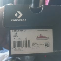 Red Kids Converse “new”