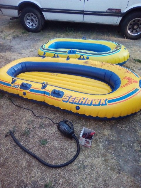 Two Rubber Rafts One Two Man One One Man