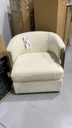 Henredon Wynn Fabric Swivel Chair with Wood Arms $200