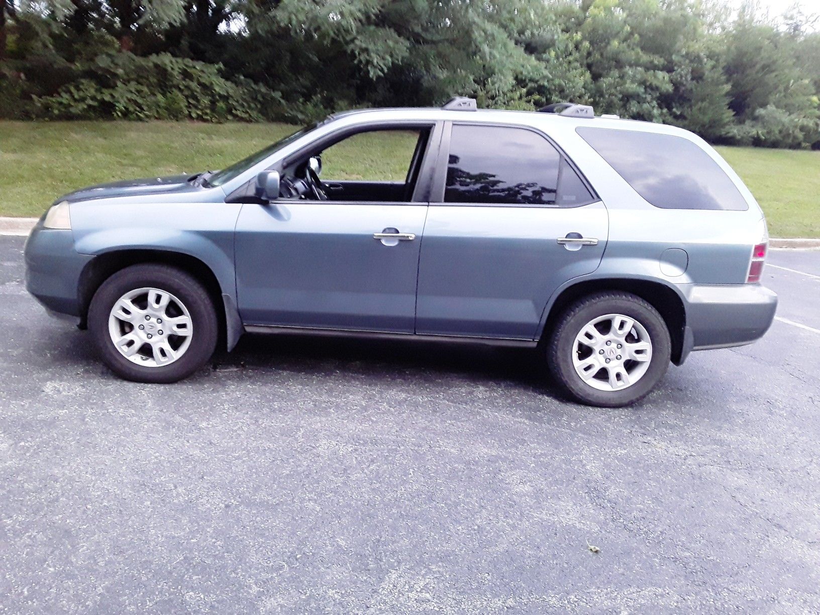 2005 acura mdx tech package with nav