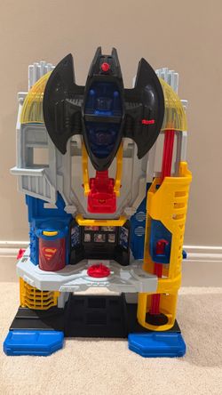 Fisher-Price Imaginext DC Super Friends Ultimate Headquarters Playset