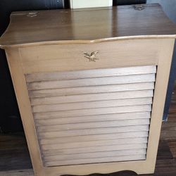 Vintage Hamper 