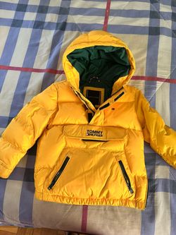 TOMMY HILFIGER Boys Yellow Padded Hoode Jacket with Hat