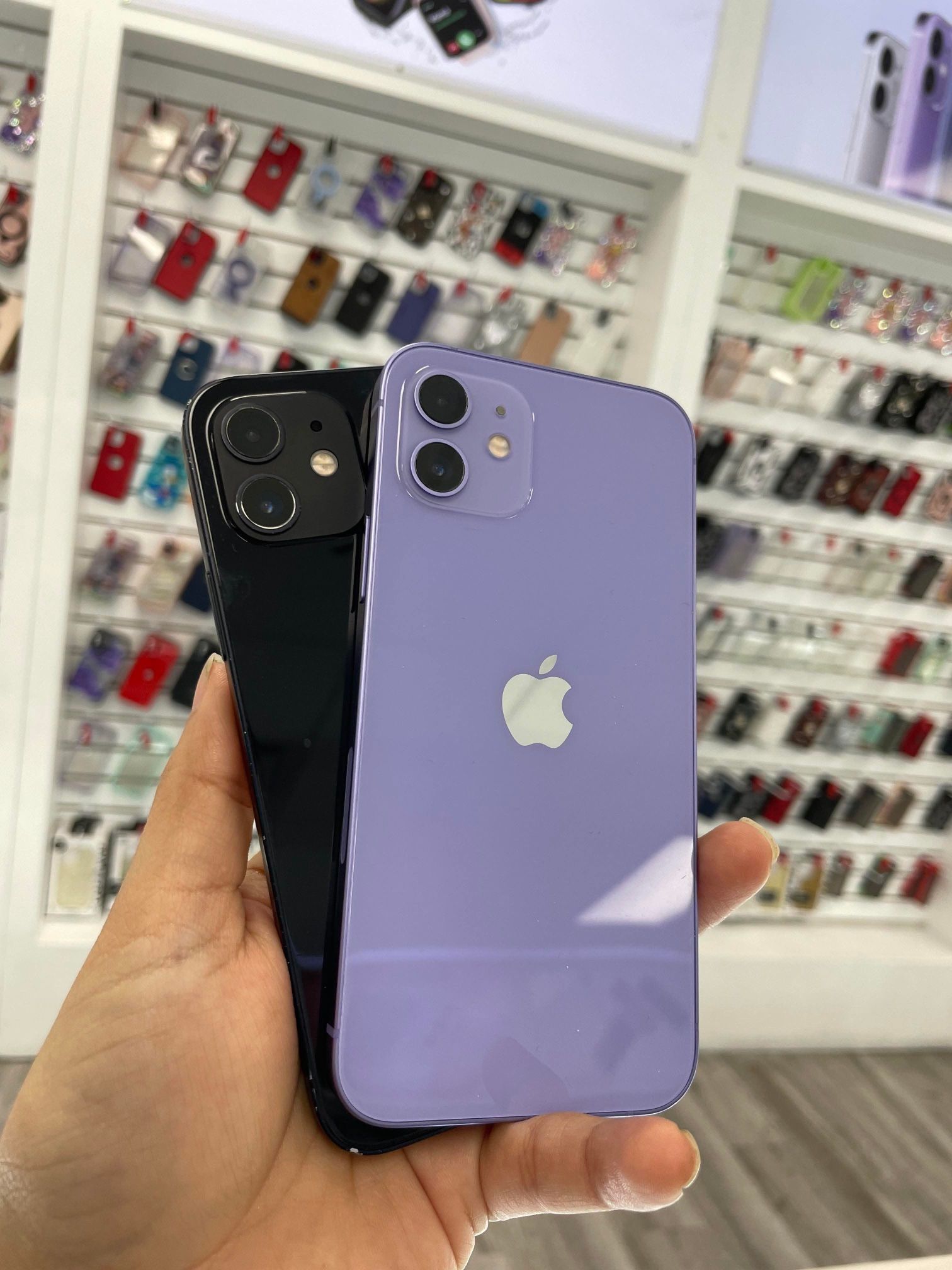 iPhone 12 128GB Unlocked