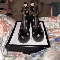 Gucci Ankle Boots With Gold Stars And Bees