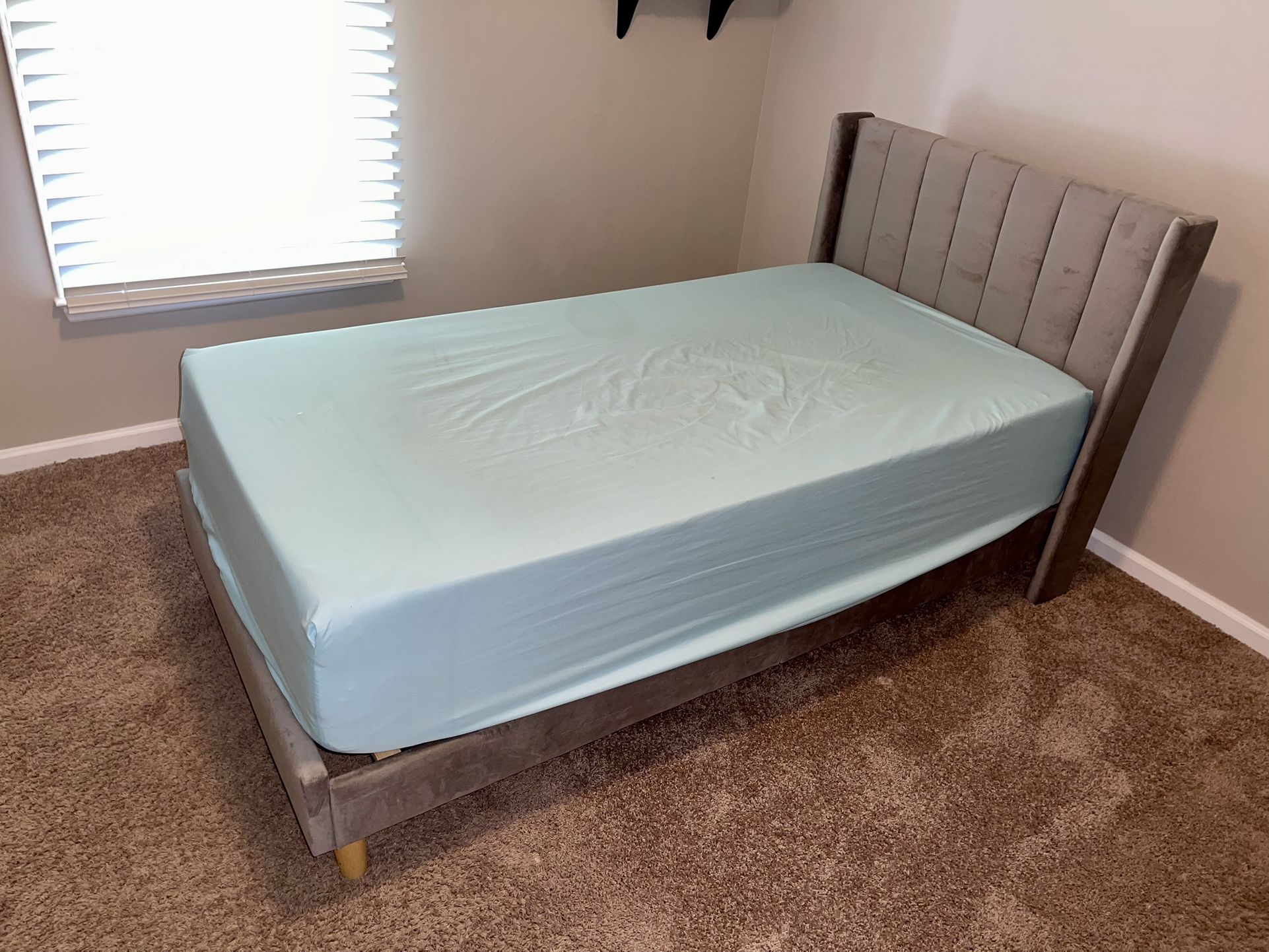 Twin Bed