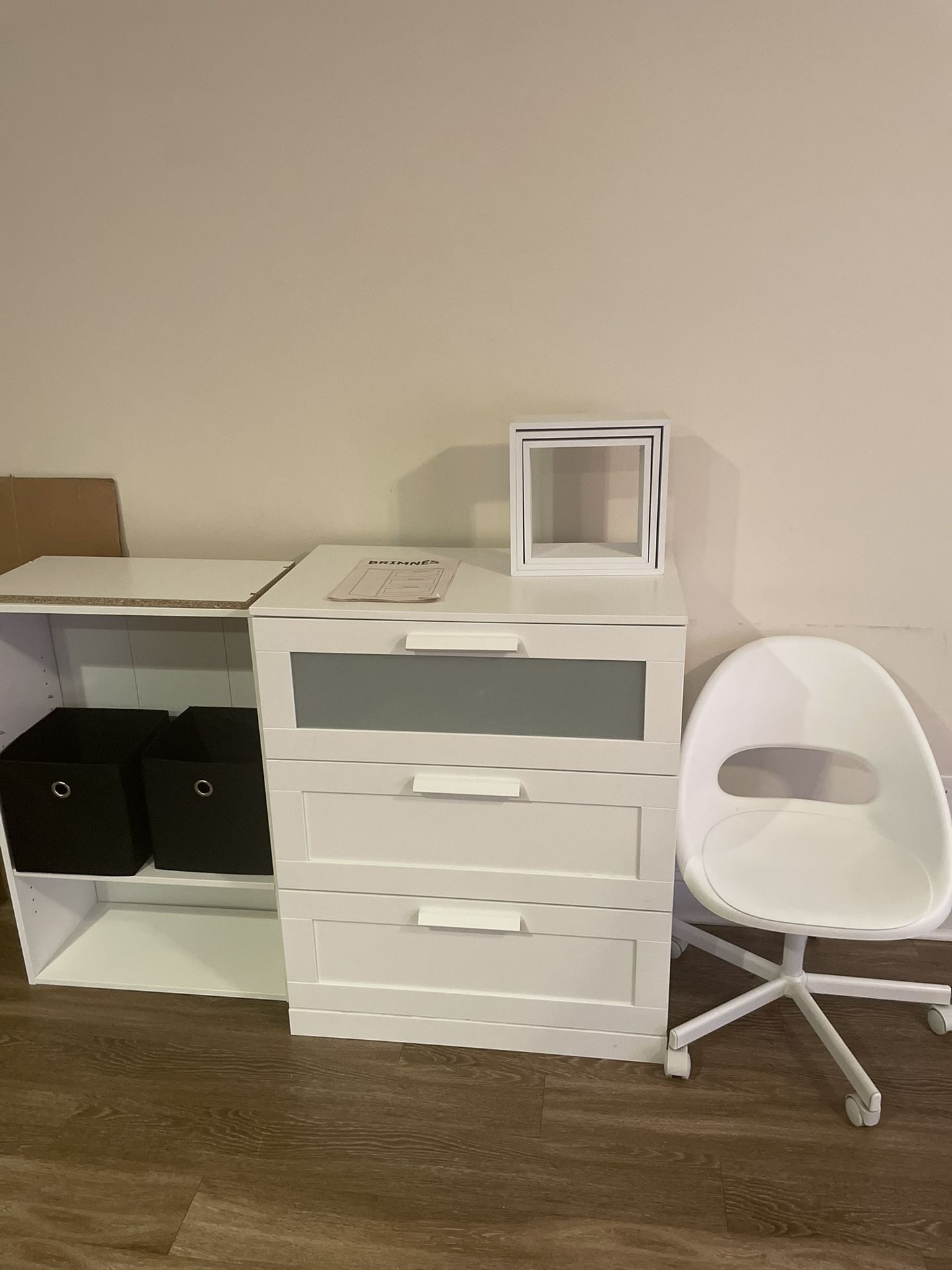 Bedroom Set (drawer, Shelf, Chair, And 3 Wall Shelfs And Wireless Charger Lamp) $190