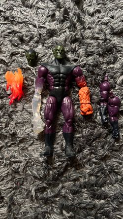 Marvel Legends Skrull BAF