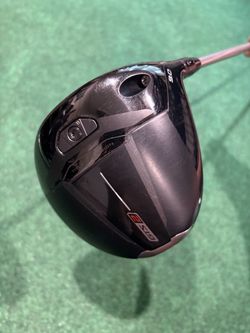 Titleist GTS2 driver 9* w/ Tour AD shaft