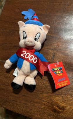 Looney Tunes Year Plush Set 