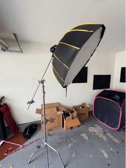 C Stand and Beauty Dish for Sale