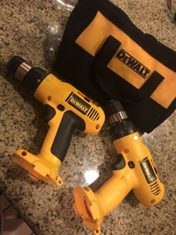 DeWalt Drills with bag (No charger)