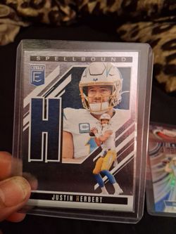 CHARGERS QUARTERBACK JUSTIN̈ HERBERT