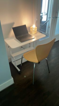 White desk and chair combo!!