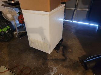 White Chest Freezer