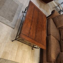 Coffee and end table set