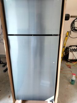 GE Refrigerator