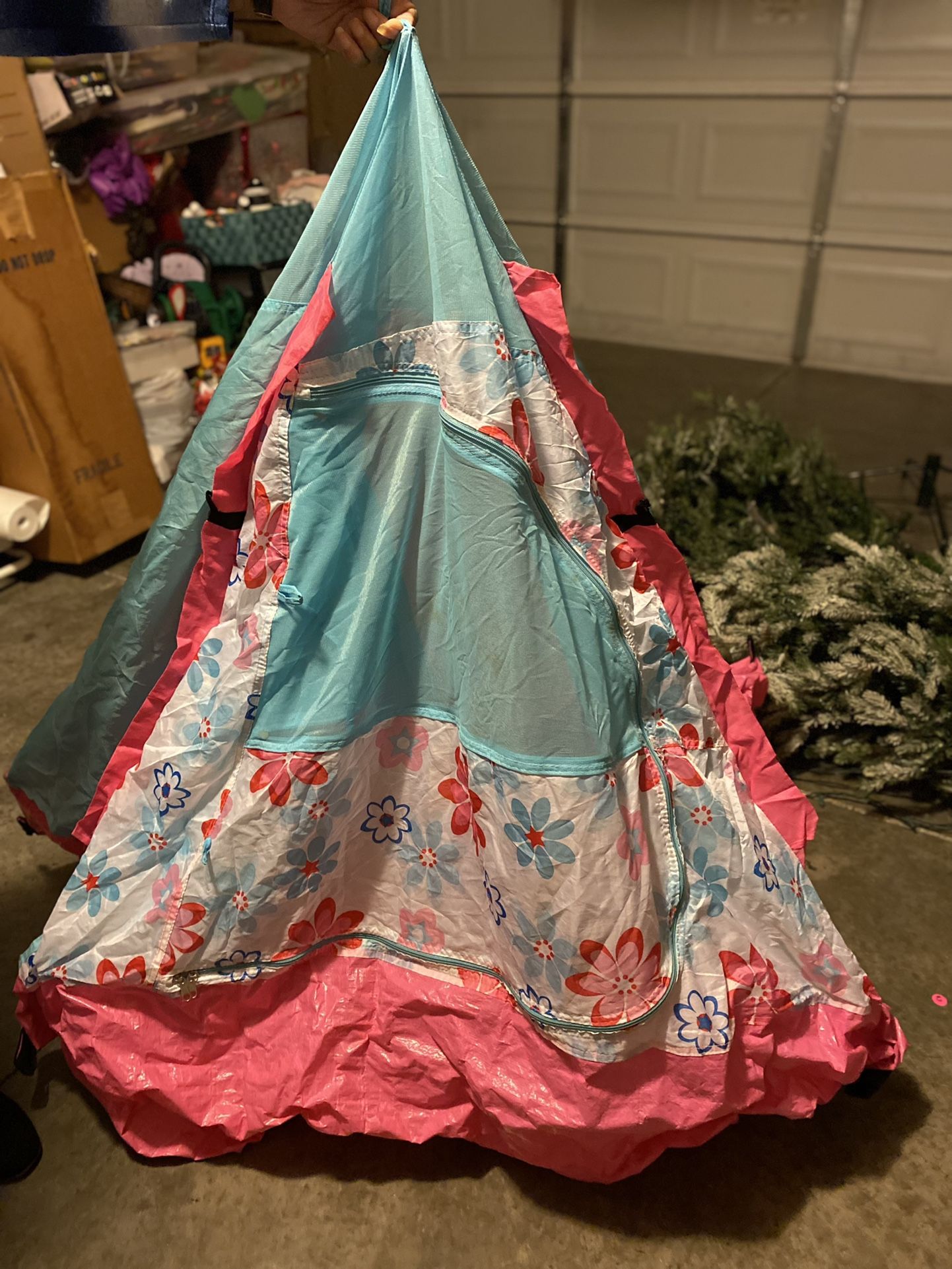 Girls Indoor/outdoor Tent 