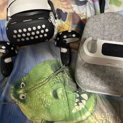 Quest 2 With Accessories 