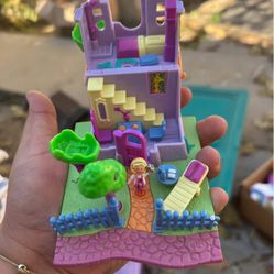 Bluebird Polly Pocket Giraffe House