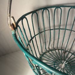 Antique Egg Basket -Green 