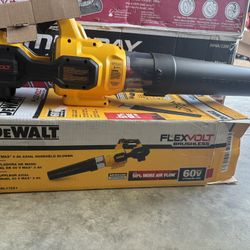 FLEXVOLT 60V MAX 125 MPH 600 CFM Brushless Cordless Battery Powered Blower (Tool Only)