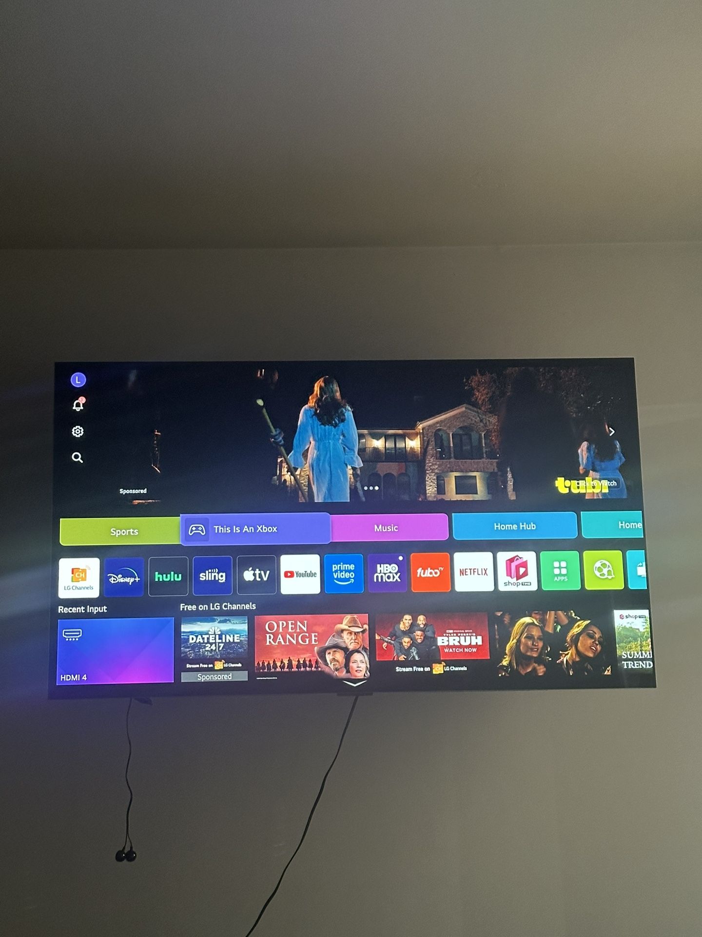 LG OLED 65 Inch C2