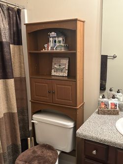 Bathroom Storage (Accessories Not Included)