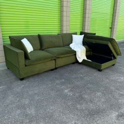 BRAND NEW 4PC Cloud Couch Sectional Sofa DELIVERY AVAILABLE