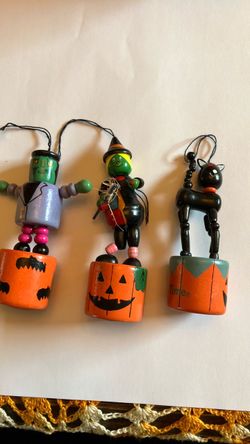 3 vintage taco thyme, Halloween wooden push button puppets/ornaments