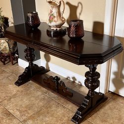 Antique Vintage Early 1900 Tudor Style Solid Cherrywood Hall Or Dining Table