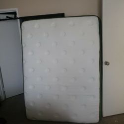 Full Size Mattress 