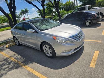 Hiunday Sonata 2012 limited