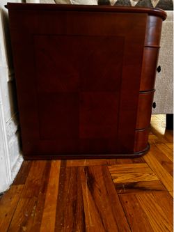 2 side tables