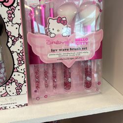 Crème Hello Kitty Makeup Brush Set