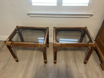 1980s Vintage End Tables With Glass Tops - Set of 2