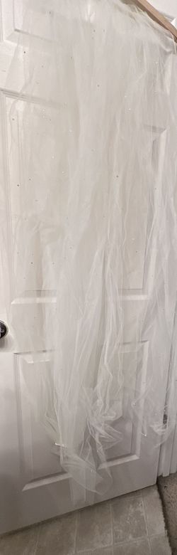 Long Ivory Wedding Veil With Sparkle